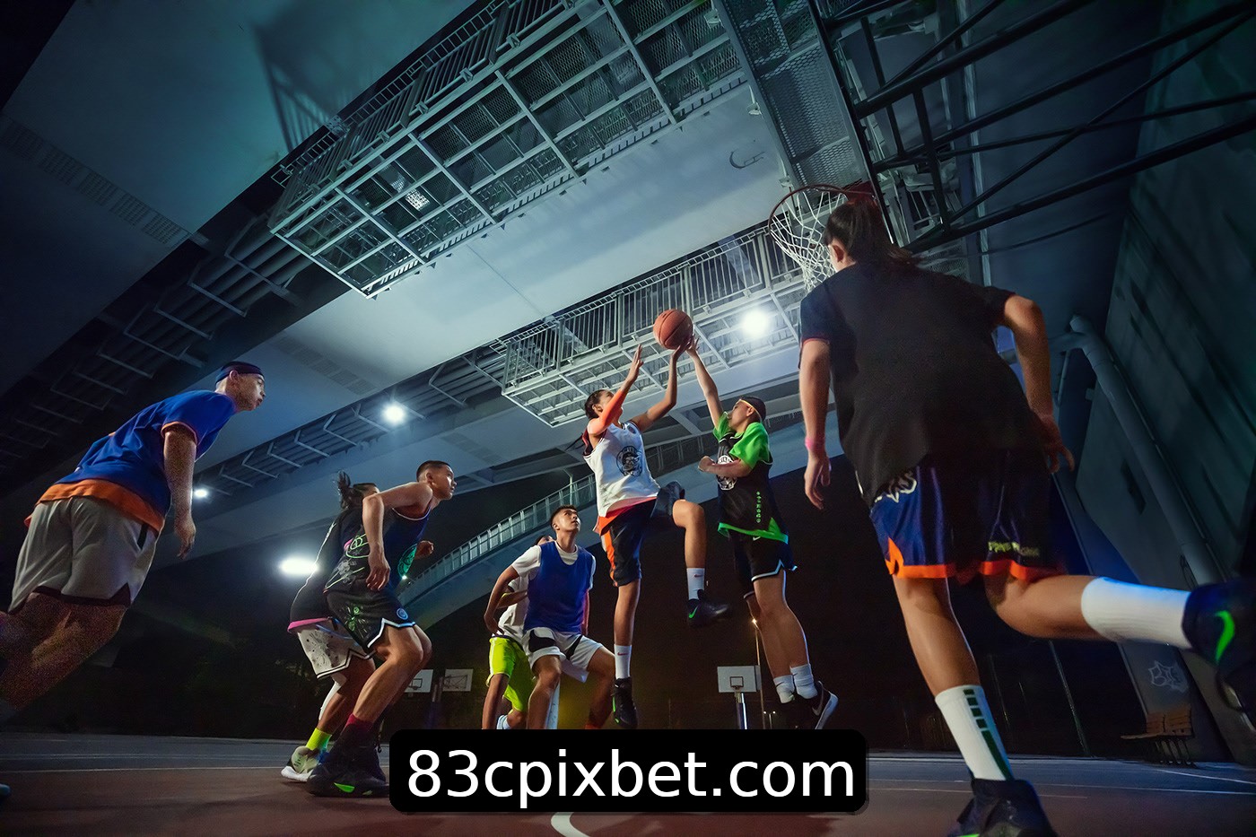 Apostas de Basquete 83C